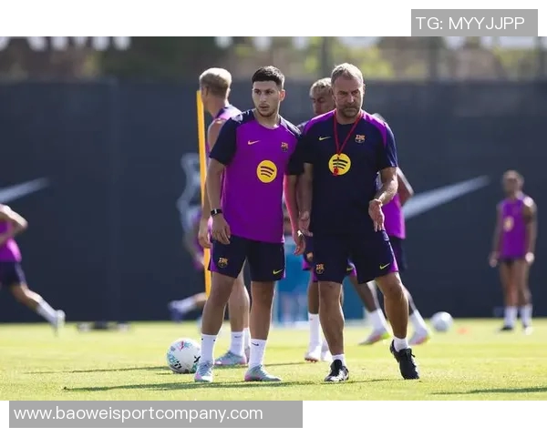 巴德吉谈弗里克关系亲密自信能胜任多种位置发挥作用